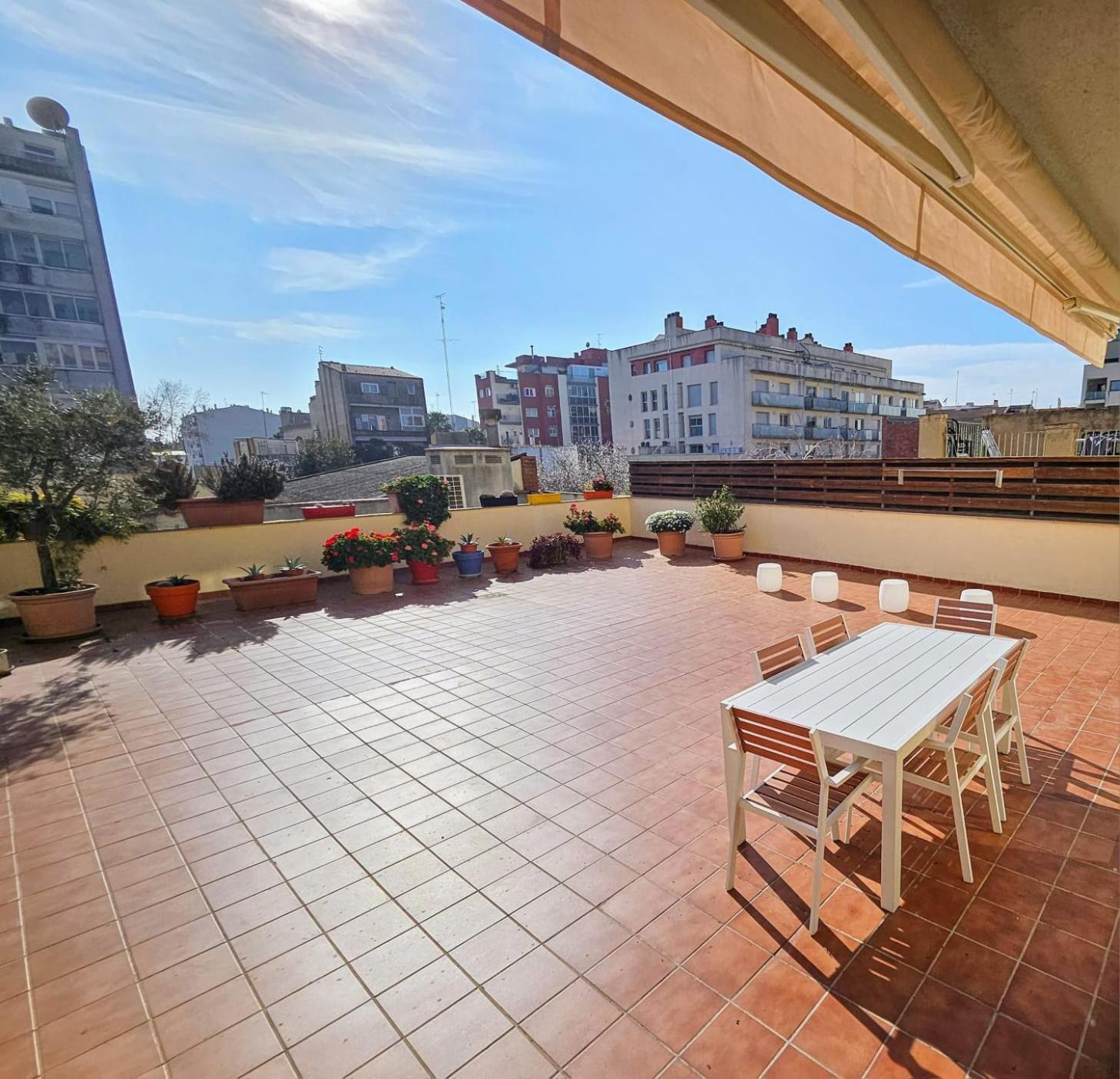 Apartamento Vilallonga Figueres  Exterior photo